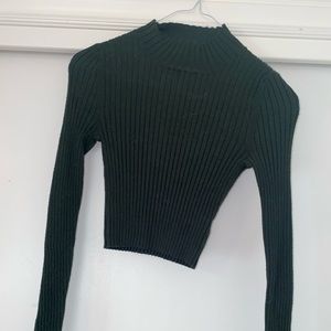 green ribbed turtle neck